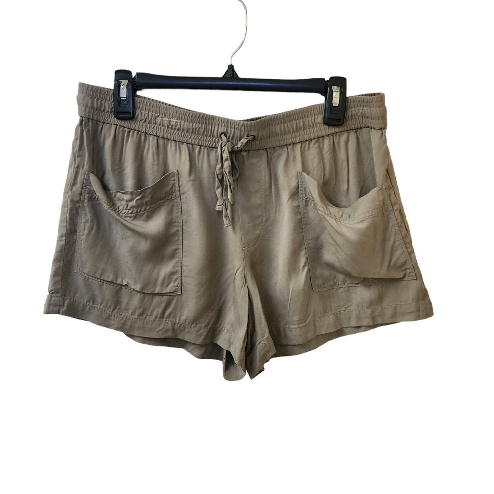 Lou & Grey Olive Casual Pull On Shorts Size Medium Women's 100% Modal